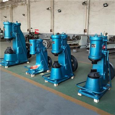 空氣錘在工作時需要重點觀察的幾個現(xiàn)象